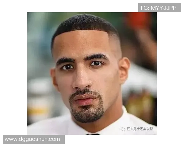 男足球明星短发发型大全精选时尚造型助你提升魅力与风格