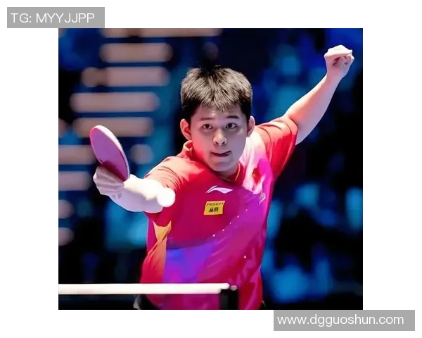 美女挑战足球知识猜测明星身份引发热议与讨论